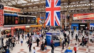 A Walk Through The London Victoria Station London England [upl. by Netsrek]